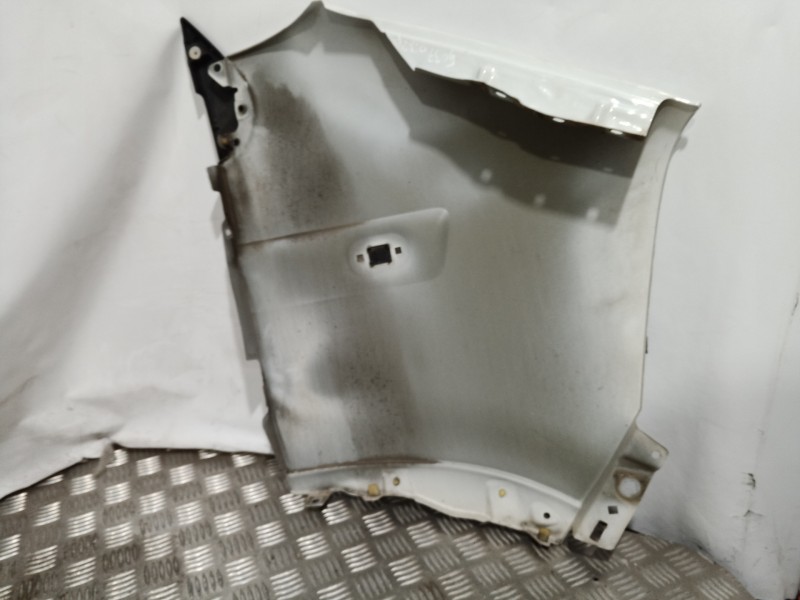 Recambio de aleta delantera izquierda para renault mascott fg 150. 35/55/65 cabina individual referencia OEM IAM   