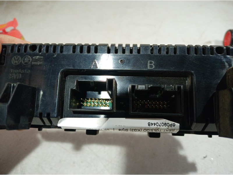 Recambio de mando climatizador para seat toledo (kg3) style referencia OEM IAM 6P0907044B 6P0907044B 6P0907044