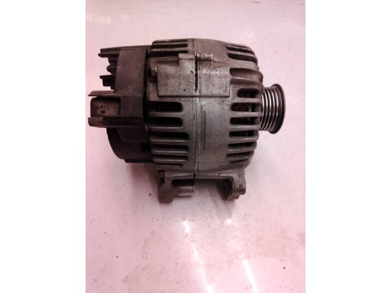 Recambio de alternador para volkswagen golf v berlina (1k1) conceptline (e) referencia OEM IAM 03C903023B 03C903023B 03C903023