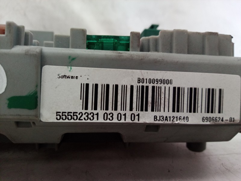 Recambio de caja reles / fusibles para bmw serie 1 berlina (e81/e87) 120i referencia OEM IAM 10688710 10688710 10688710