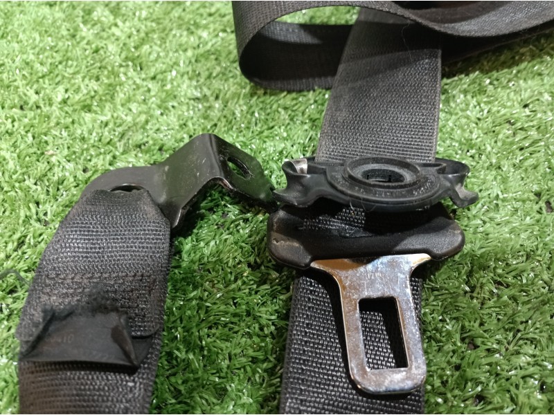 Recambio de cinturon seguridad delantero izquierdo para opel zafira a comfort referencia OEM IAM 33004615 33004615 33004615