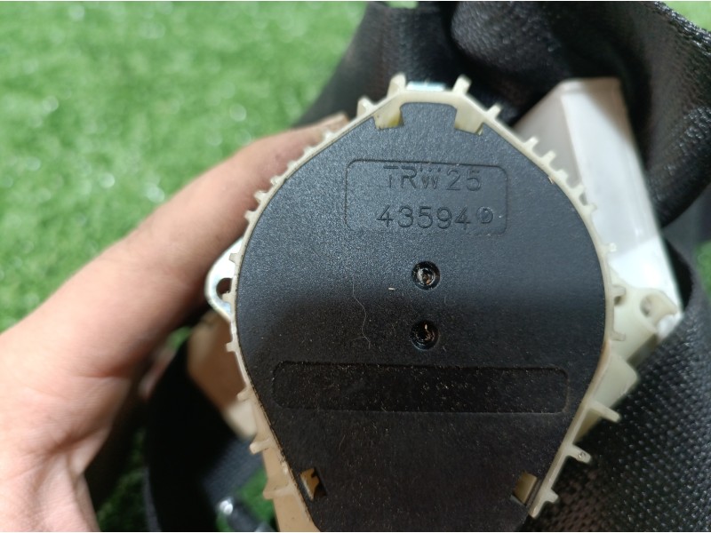 Recambio de cinturon seguridad delantero izquierdo para opel zafira a comfort referencia OEM IAM 33004615 33004615 33004615