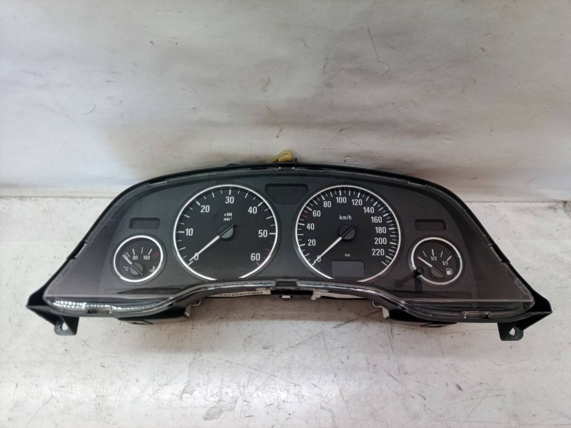 Recambio de cuadro instrumentos para opel zafira a comfort referencia OEM IAM 24461768 24461768 24461768