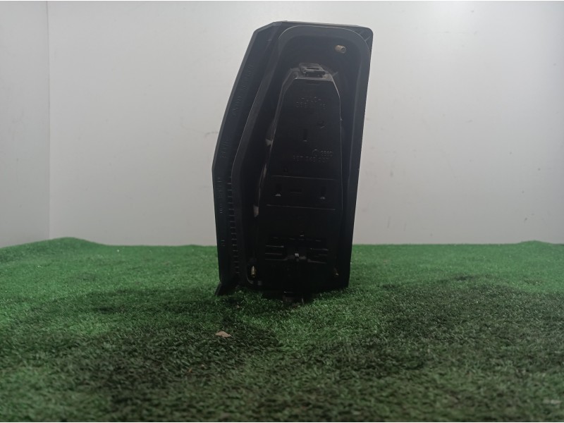 Recambio de piloto trasero derecho para volkswagen polo (867/871/873) azur coupe referencia OEM IAM 867945257A 867945257A 867945