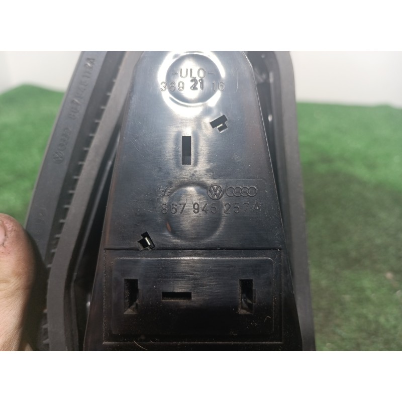 Recambio de piloto trasero derecho para volkswagen polo (867/871/873) azur coupe referencia OEM IAM 867945257A 867945257A 867945