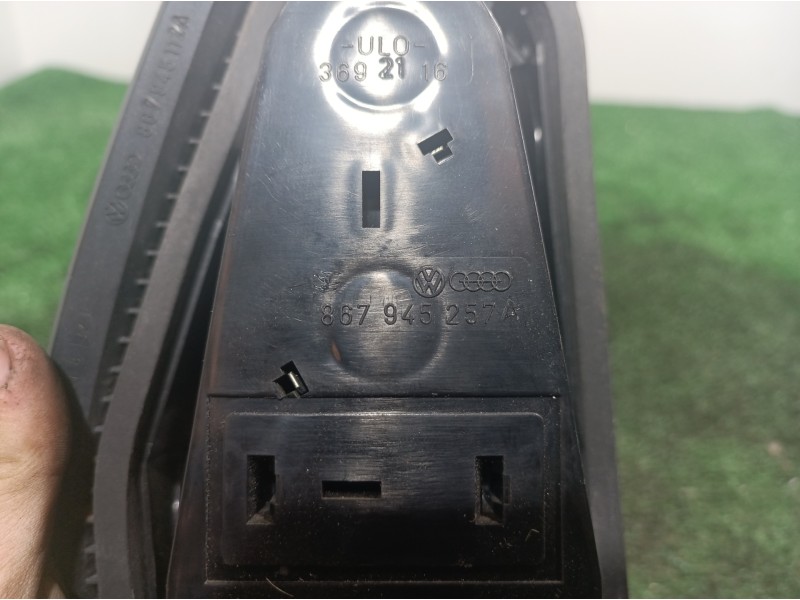 Recambio de piloto trasero derecho para volkswagen polo (867/871/873) azur coupe referencia OEM IAM 867945257A 867945257A 867945