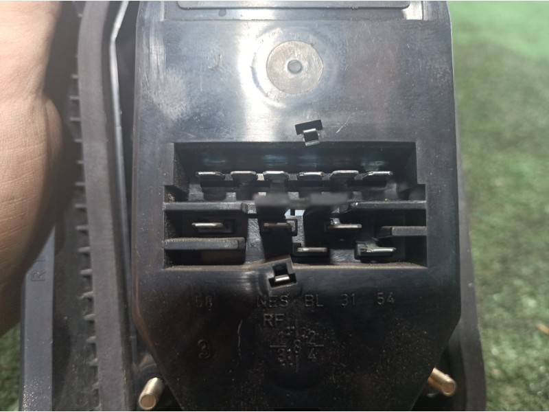 Recambio de piloto trasero derecho para volkswagen polo (867/871/873) azur coupe referencia OEM IAM 867945257A 867945257A 867945