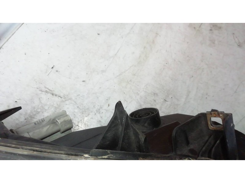 Recambio de faro derecho para opel vivaro combi 2.7t corto referencia OEM IAM 8200701366 8200701366 89314020