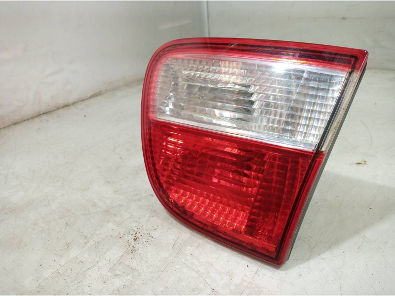 Recambio de piloto trasero derecho interior para seat leon (1m1) sport referencia OEM IAM 1M6945259 1M6945259 1M6945259