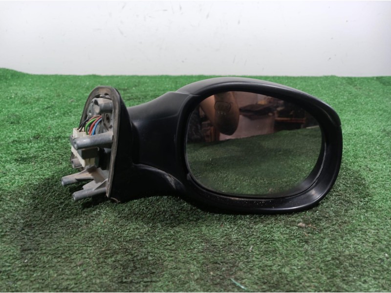 Recambio de retrovisor derecho para peugeot 206 berlina referencia OEM IAM 027003 027003 027003