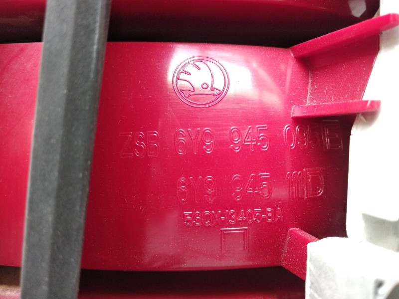 Recambio de piloto trasero izquierdo para skoda fabia (6y2/6y3) comfort referencia OEM IAM 6Y9945111 6Y9945111 6Y9945111