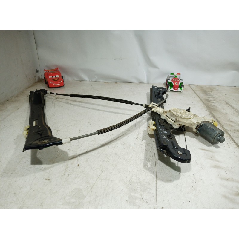 Recambio de elevalunas delantero izquierdo para bmw serie 1 berlina (e81/e87) 120i referencia OEM IAM 6927027 6927027 6927027
