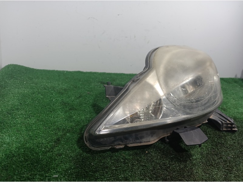 Recambio de faro izquierdo para peugeot 107 básico referencia OEM IAM 811500H030 811500H030 89032403