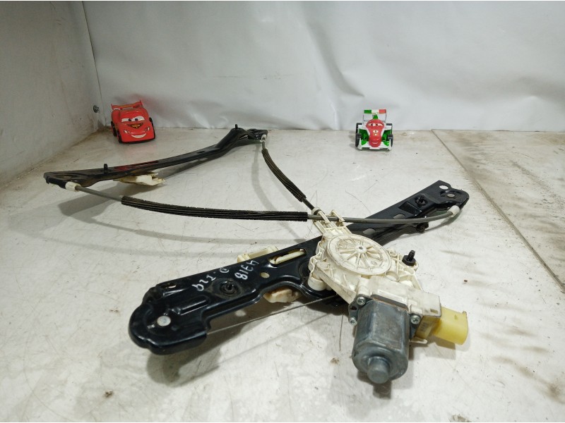 Recambio de elevalunas delantero izquierdo para bmw serie 1 berlina (e81/e87) 120i referencia OEM IAM 6927027 6927027 6927027