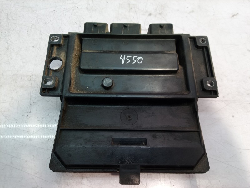 Recambio de centralita motor uce para nissan micra (k12e) acenta referencia OEM IAM 23710AY91A 8200334419 8200376886
