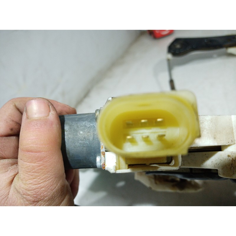 Recambio de elevalunas delantero izquierdo para bmw serie 1 berlina (e81/e87) 120i referencia OEM IAM 6927027 6927027 6927027