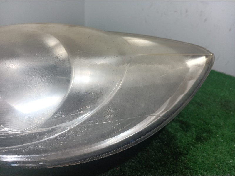 Recambio de faro izquierdo para peugeot 107 básico referencia OEM IAM 811500H030 811500H030 89032403