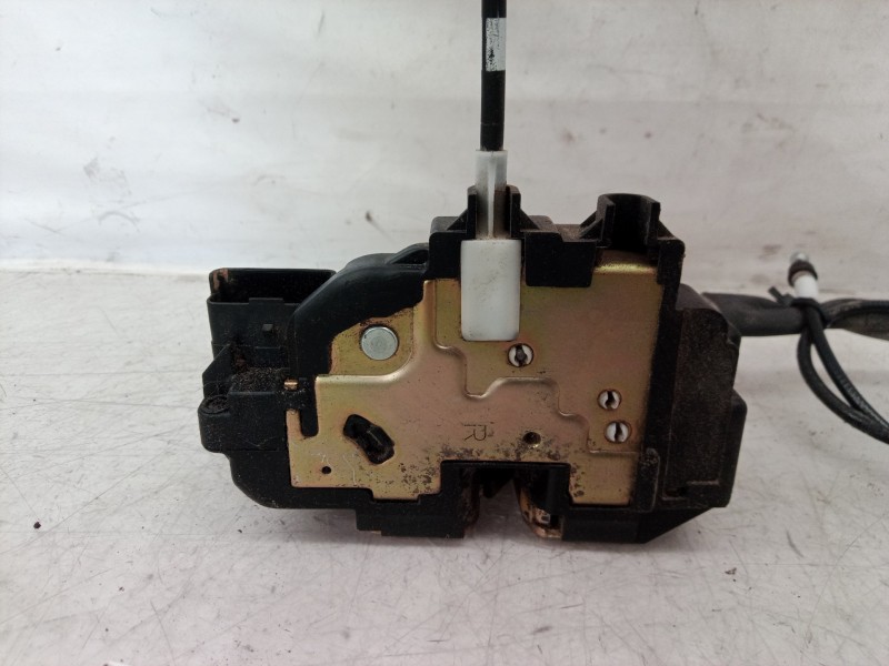 Recambio de cerradura puerta delantera derecha para nissan micra (k12e) acenta referencia OEM IAM 80500AX11A 80500AX11A 80500AX1