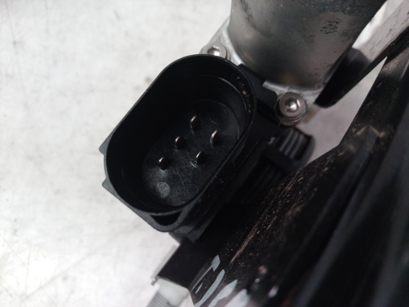 Recambio de elevalunas trasero derecho para bmw serie 1 berlina (e81/e87) 120i referencia OEM IAM 51357138468 51357138468 513571