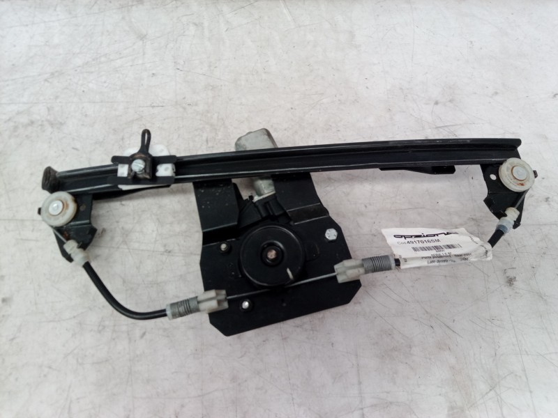 Recambio de elevalunas trasero derecho para bmw serie 1 berlina (e81/e87) 120i referencia OEM IAM 51357138468 51357138468 513571