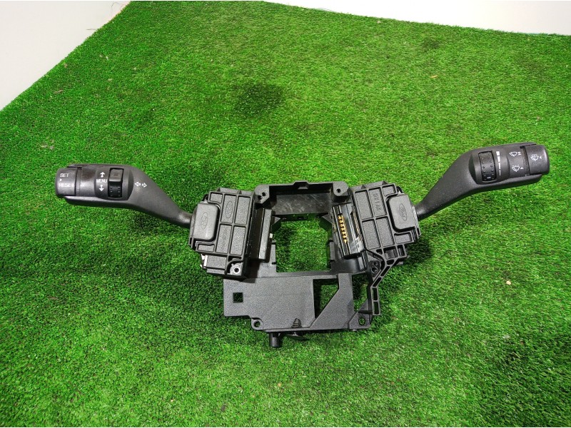 Recambio de mando multifuncion para ford focus berlina (cap) ambiente (d) referencia OEM IAM 4M5T13N064FH 4M5T13N064FH 3M5T6475A