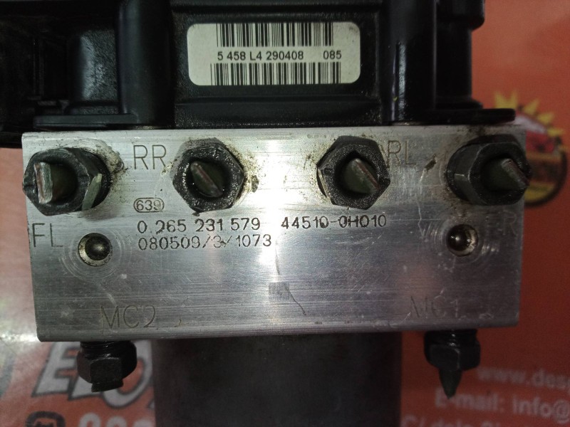 Recambio de abs para toyota aygo (kgb/wnb) básico referencia OEM IAM 445100H010 445100H010 445100H010