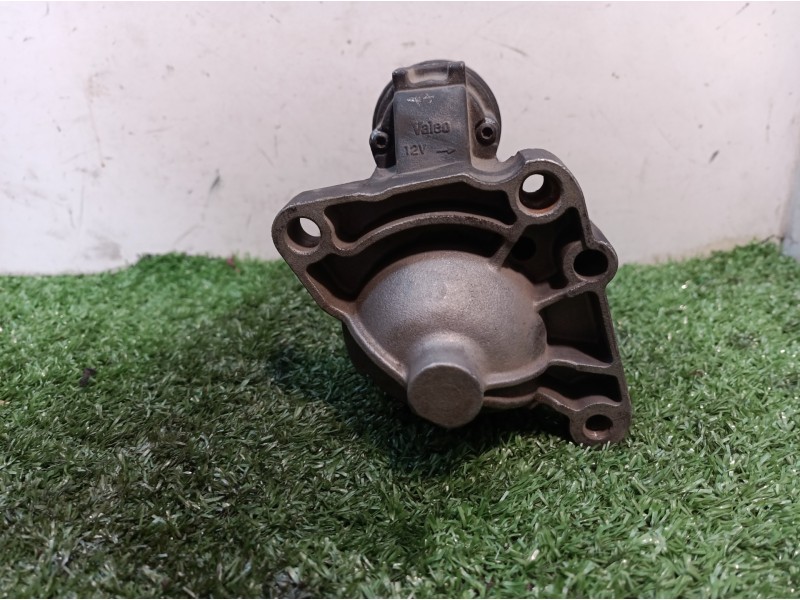 Recambio de motor arranque para renault trafic caja cerrada (ab 4.01) referencia OEM IAM D7G11 D7G11 D7G11