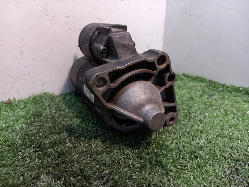 Recambio de motor arranque para renault trafic caja cerrada (ab 4.01) referencia OEM IAM D7G11 D7G11 D7G11