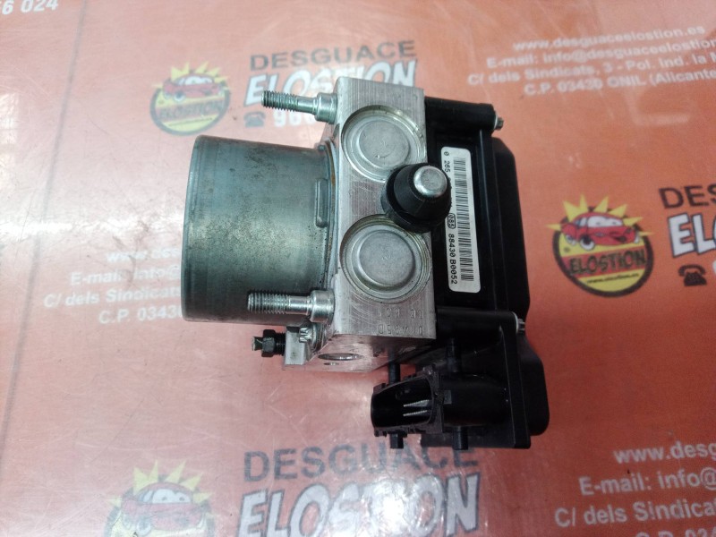 Recambio de abs para toyota aygo (kgb/wnb) básico referencia OEM IAM 445100H010 445100H010 445100H010