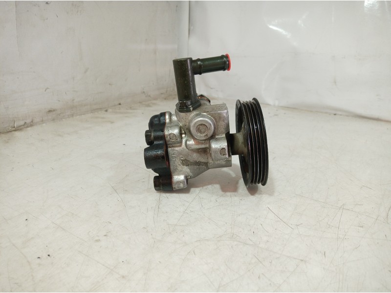 Recambio de bomba direccion para hyundai accent (lc) 1.3 cat referencia OEM IAM 5711025000 5711025000 5711025000