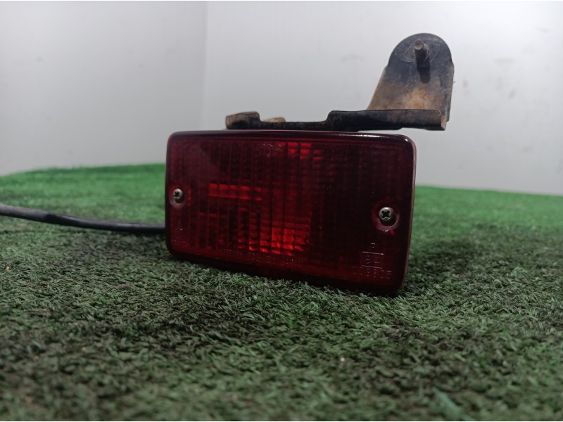 Recambio de piloto trasero central para mitsubishi montero (v20/v40) 2.8 turbodiesel referencia OEM IAM 23611216 23611216 236112