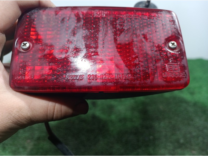 Recambio de piloto trasero central para mitsubishi montero (v20/v40) 2.8 turbodiesel referencia OEM IAM 23611216 23611216 236112