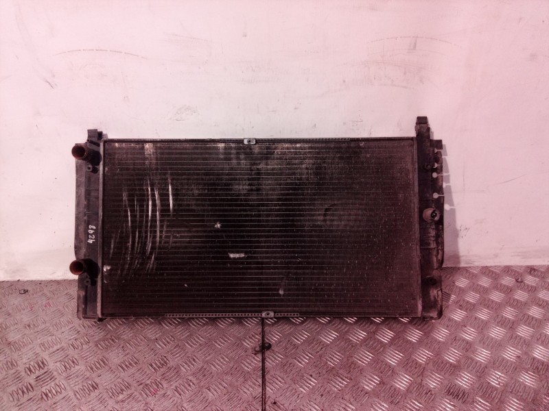 Recambio de radiador agua para volkswagen t4 transporter/furgoneta syncro (mod. 1991) caja cerrada referencia OEM IAM 7D0121253 