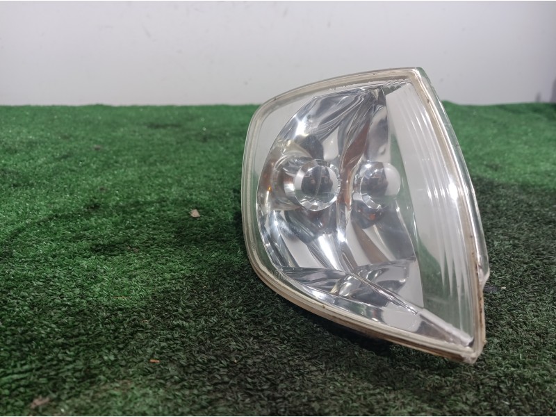 Recambio de piloto delantero derecho para volkswagen polo berlina (6n2) referencia OEM IAM 6N0953042N 6N0953042N 6N0953042