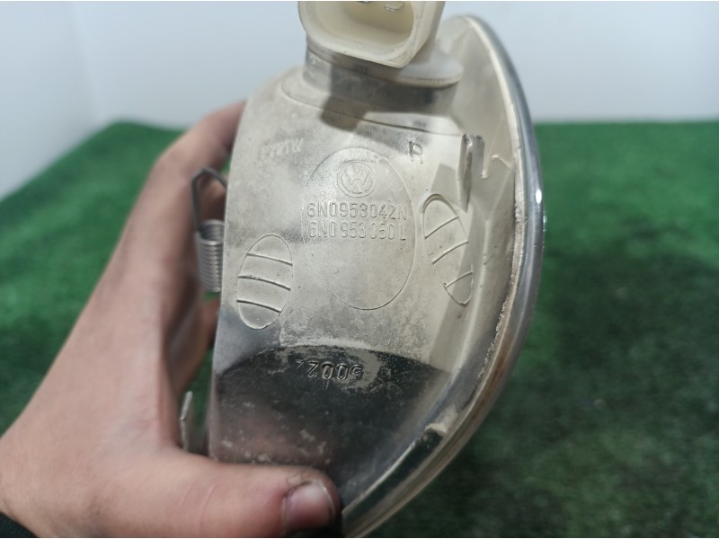 Recambio de piloto delantero derecho para volkswagen polo berlina (6n2) referencia OEM IAM 6N0953042N 6N0953042N 6N0953042