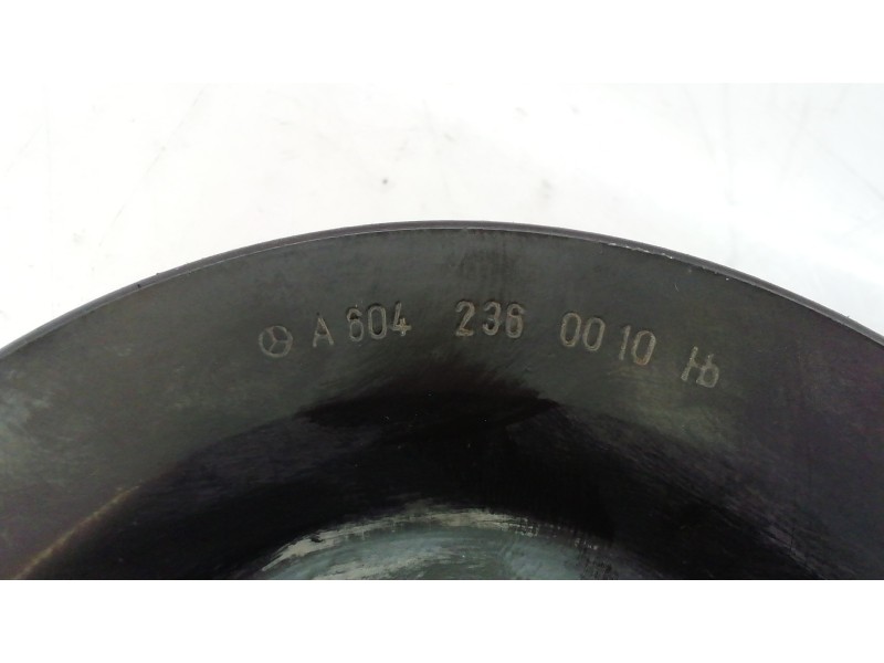 Recambio de bomba direccion para mercedes-benz vito (w638) combi 110 d euro 2 (638.174) referencia OEM IAM A6042360010 A60423600