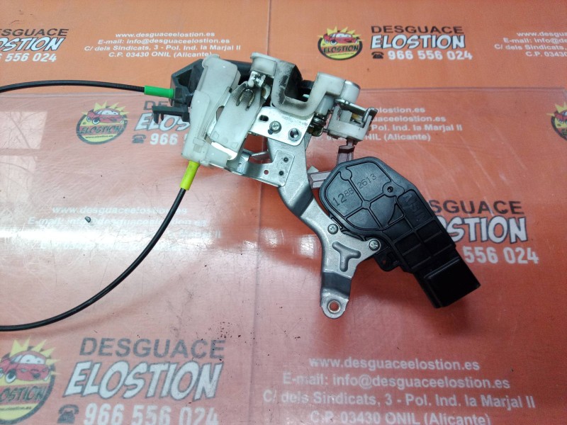 Recambio de cerradura puerta trasera derecha para toyota aygo (kgb/wnb) básico referencia OEM IAM 693300H011  