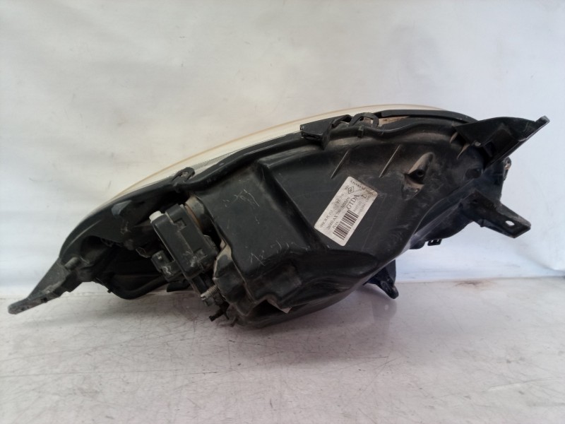 Recambio de faro derecho para nissan micra (k12e) acenta referencia OEM IAM 26010AX700 26010AX700 26010AX700