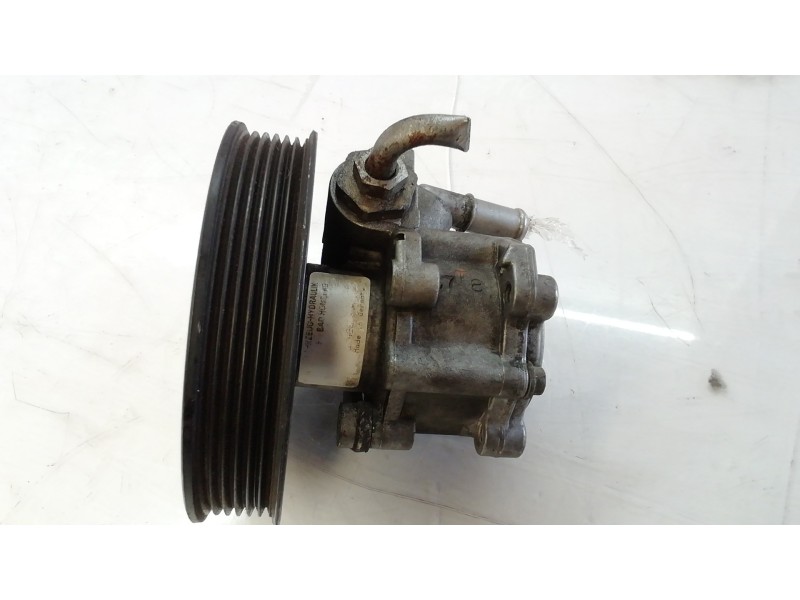 Recambio de bomba direccion para mercedes-benz vito (w638) combi 110 d euro 2 (638.174) referencia OEM IAM A6042360010 A60423600