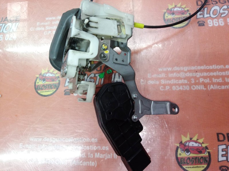 Recambio de cerradura puerta trasera izquierda para toyota aygo (kgb/wnb) básico referencia OEM IAM 693400H011 693400H011 693400