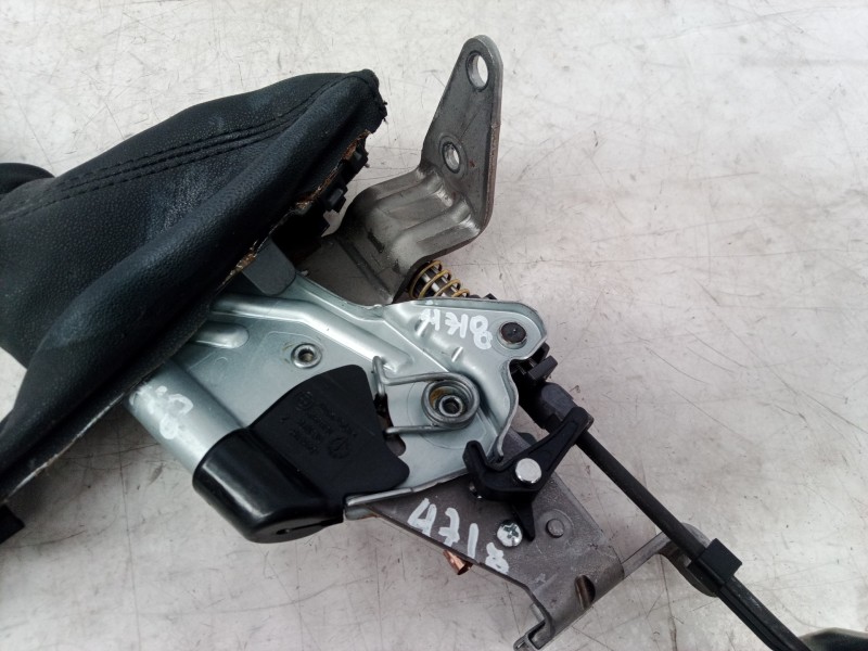 Recambio de palanca freno de mano para bmw serie 1 berlina (e81/e87) 120i referencia OEM IAM 67871110 67871110 67871110