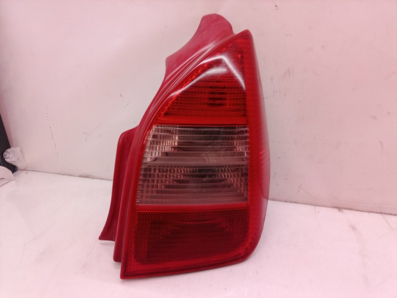 Recambio de piloto trasero derecho para citroën c2 audace referencia OEM IAM   