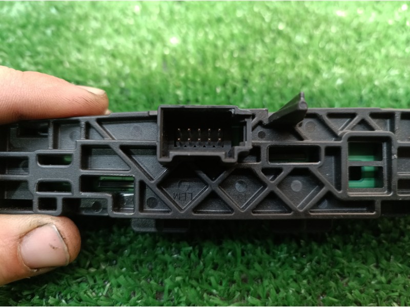 Recambio de indicador selector automático para audi s5 cabriolet (8f7) referencia OEM IAM 8R27134633Q7 8R27134633Q7 8R27134633Q7