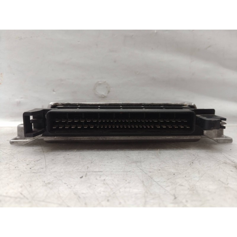 Recambio de centralita motor uce para citroën saxo 1.6 vtl referencia OEM IAM 0261206214 0261206214 9632693883