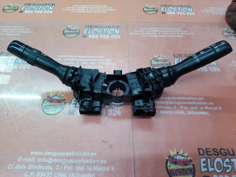 Recambio de mando volante para toyota aygo (kgb/wnb) básico referencia OEM IAM 846100D020 846100D020 846100D020