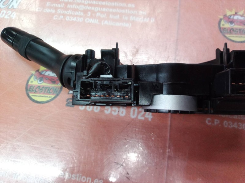 Recambio de mando volante para toyota aygo (kgb/wnb) básico referencia OEM IAM 846100D020 846100D020 846100D020