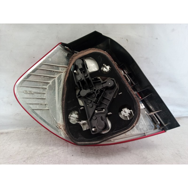 Recambio de piloto trasero derecho para bmw serie 1 berlina (e81/e87) 120i referencia OEM IAM 63216924502 63216924502 6321692450