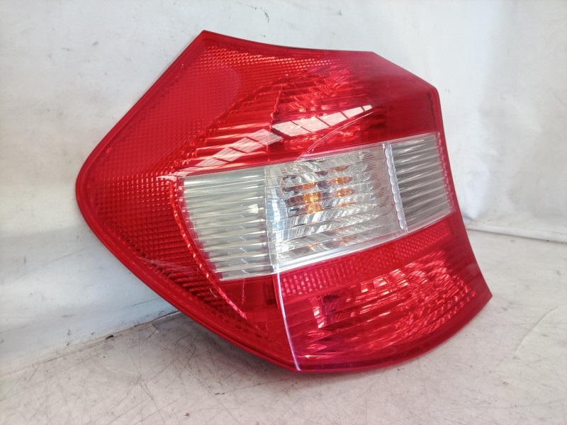 Recambio de piloto trasero izquierdo para bmw serie 1 berlina (e81/e87) 120i referencia OEM IAM 63216924501 63216924501 63216924