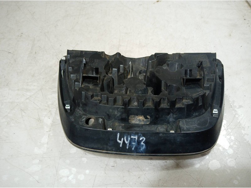 Recambio de rejilla delantera para peugeot 5008 active referencia OEM IAM 18C0001030 18C0001030 18C0001030