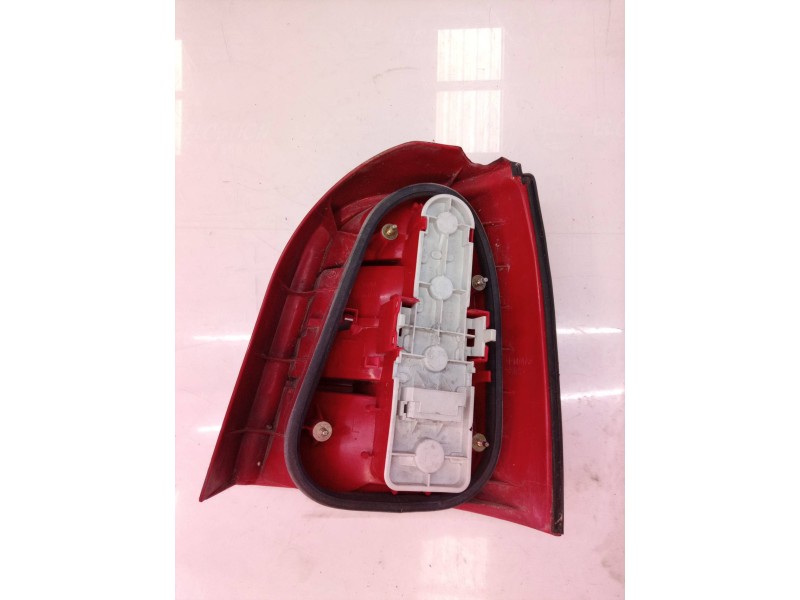 Recambio de piloto trasero izquierdo para audi rs4 avant (b5) rs4 referencia OEM IAM 8D9945095D 8D9945095D 8D9945095